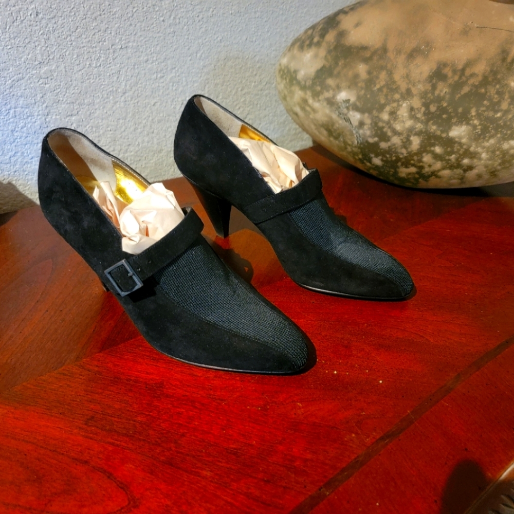 Womans Shoes
